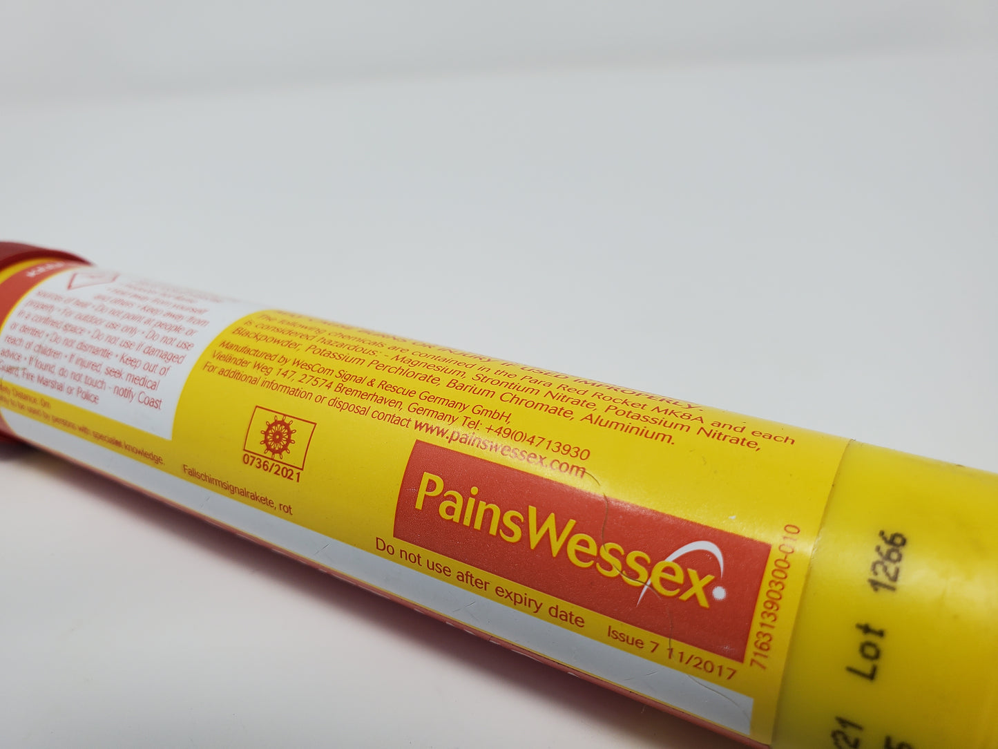 Rocket Parachute Flare - Mk8A